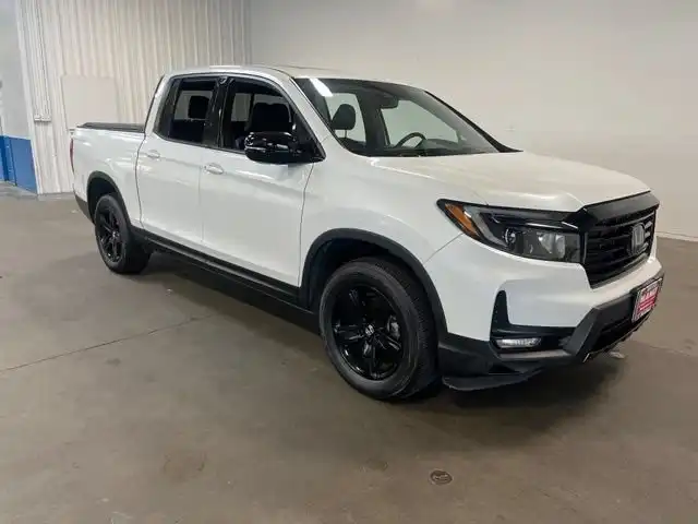 2022 Honda Ridgeline Black Edition's photo