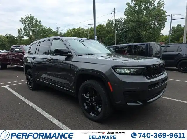 2023 Jeep Grand Cherokee L Altitude 4x4's photo