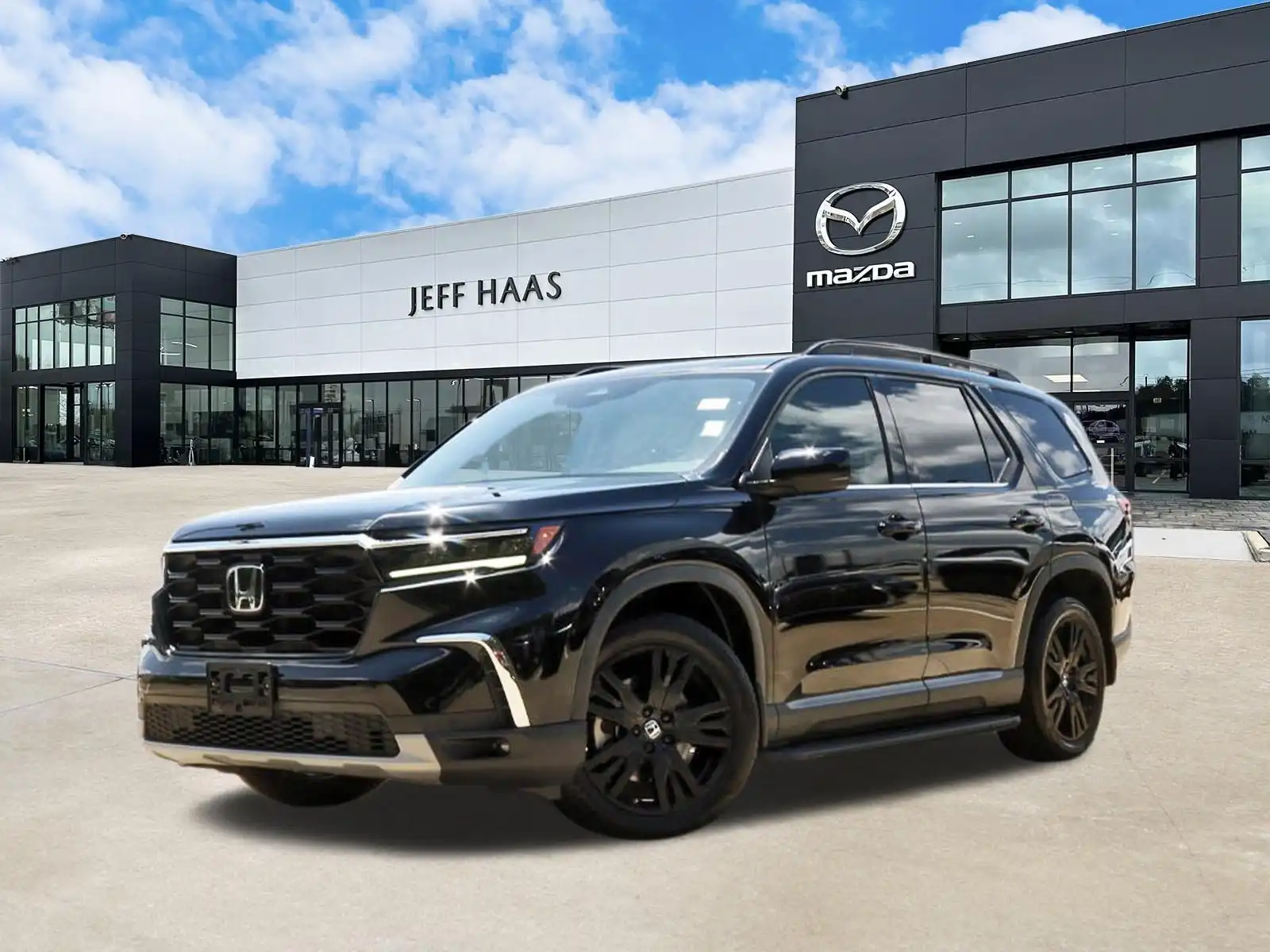 2023 Honda Pilot Touring AWD's photo