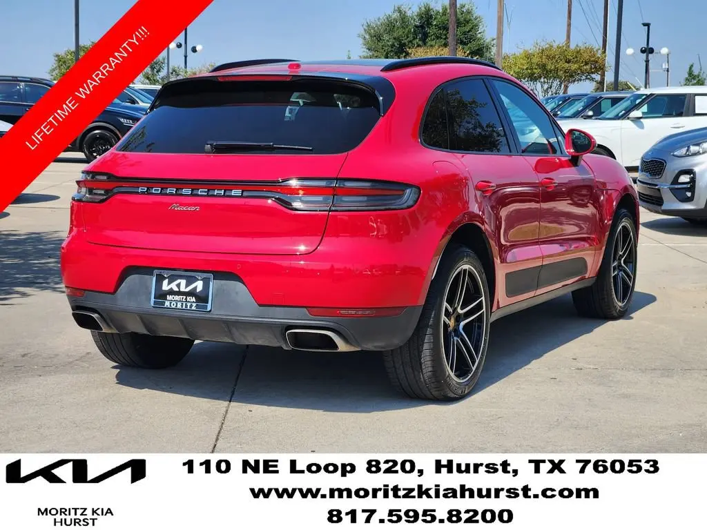 2021 Porsche Macan Base photo 4