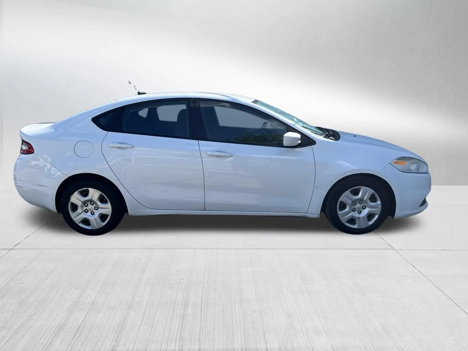 2015 Dodge Dart 2.0 SE photo 5