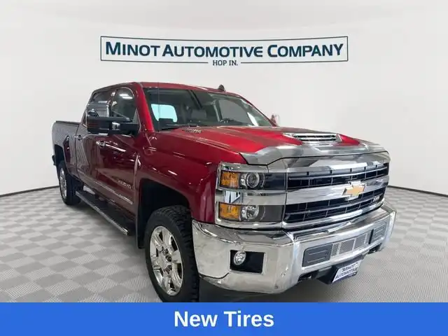 2019 Chevrolet Silverado HD LTZ 4WD Crew Cab Standard Box's photo