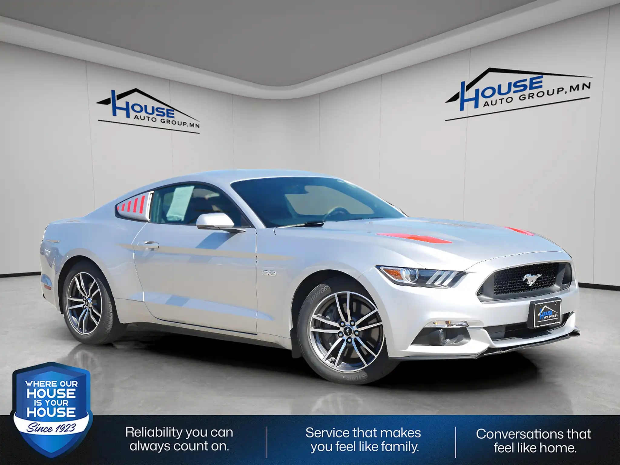 2017 Ford Mustang GT Coupe Premium's photo