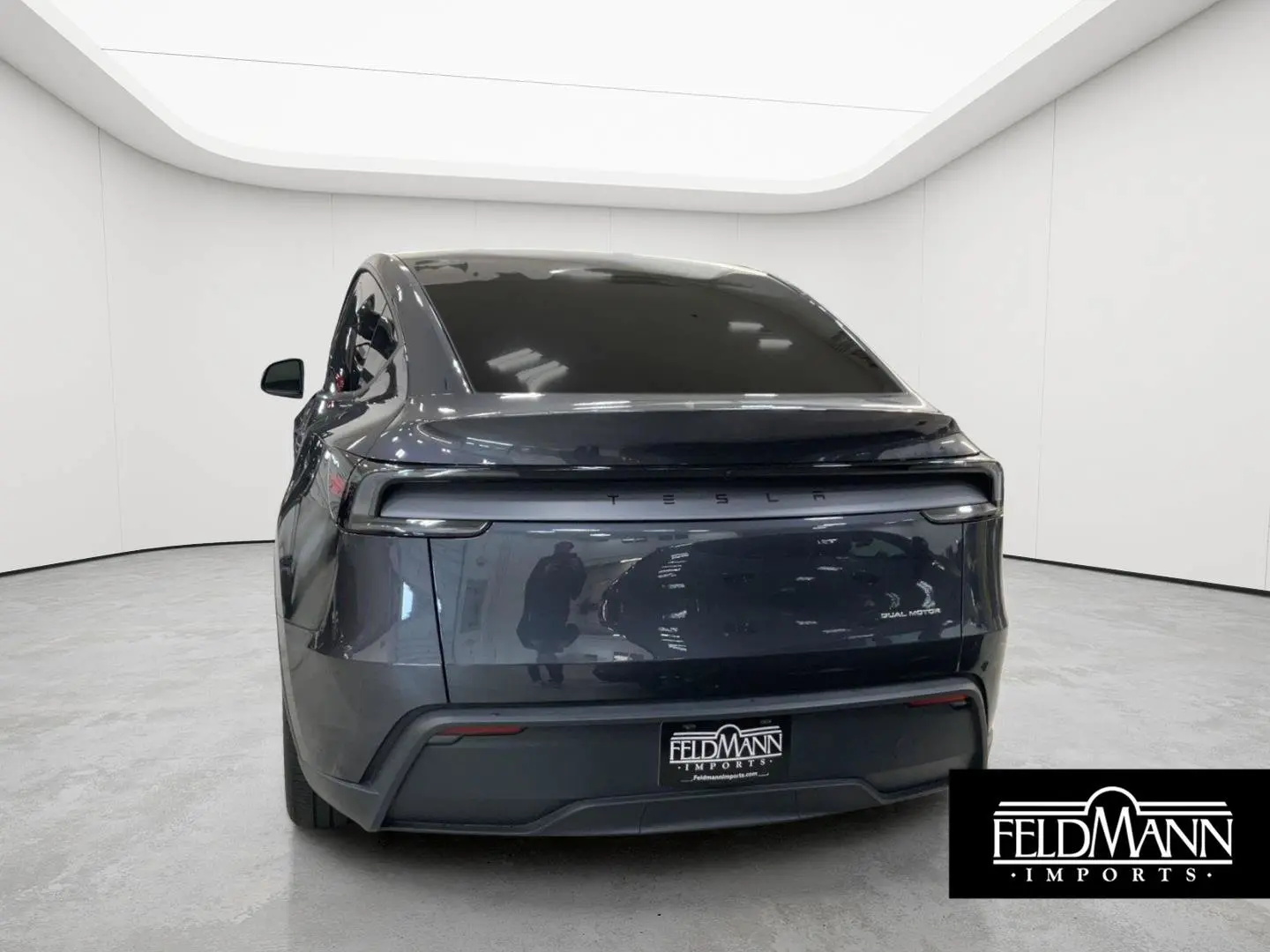 2026 Tesla Model Y Long Range Launch Series AWD photo 4