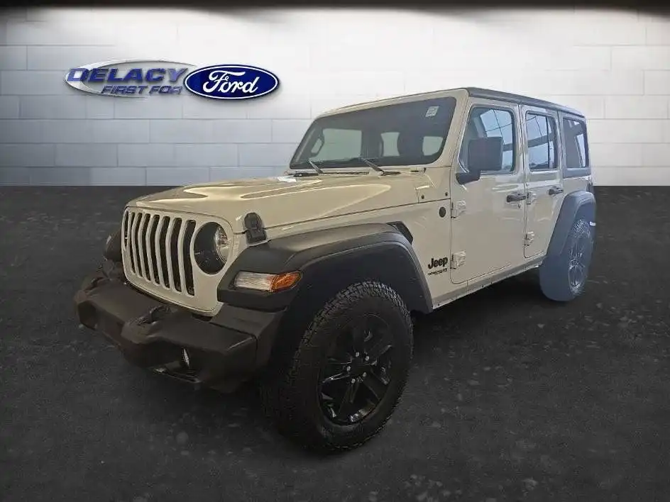 2022 Jeep Wrangler Altitude's photo