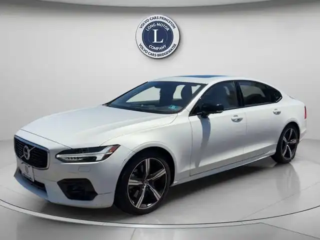 2020 Volvo S90 T6 R-Design AWD's photo