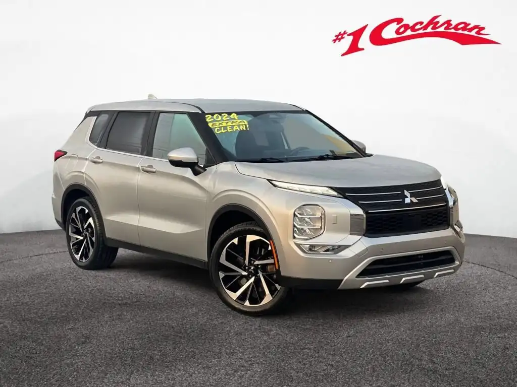 2024 Mitsubishi Outlander SE S-AWC's photo