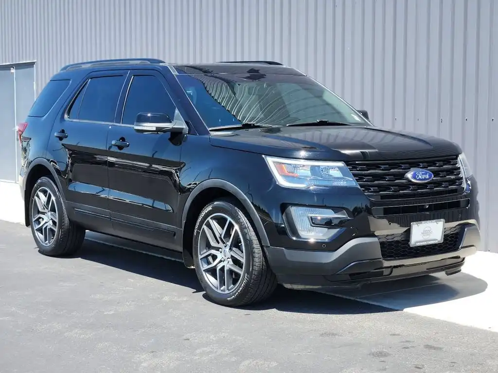 2017 Ford Explorer Sport 4WD's photo