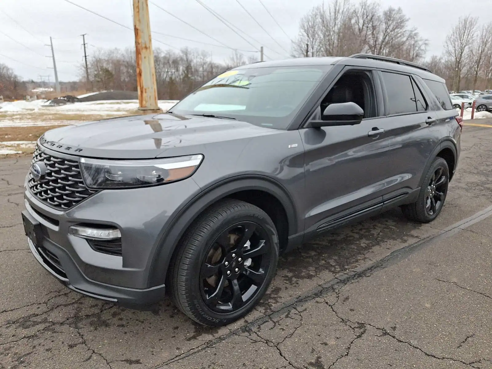 2022 Ford Explorer ST-Line 4WD's photo