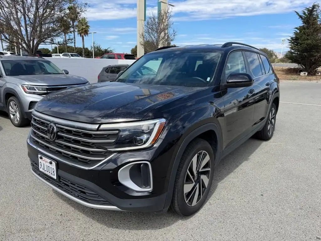 2024 Volkswagen Atlas 2.0T SE w/Tech 4MOTION's photo
