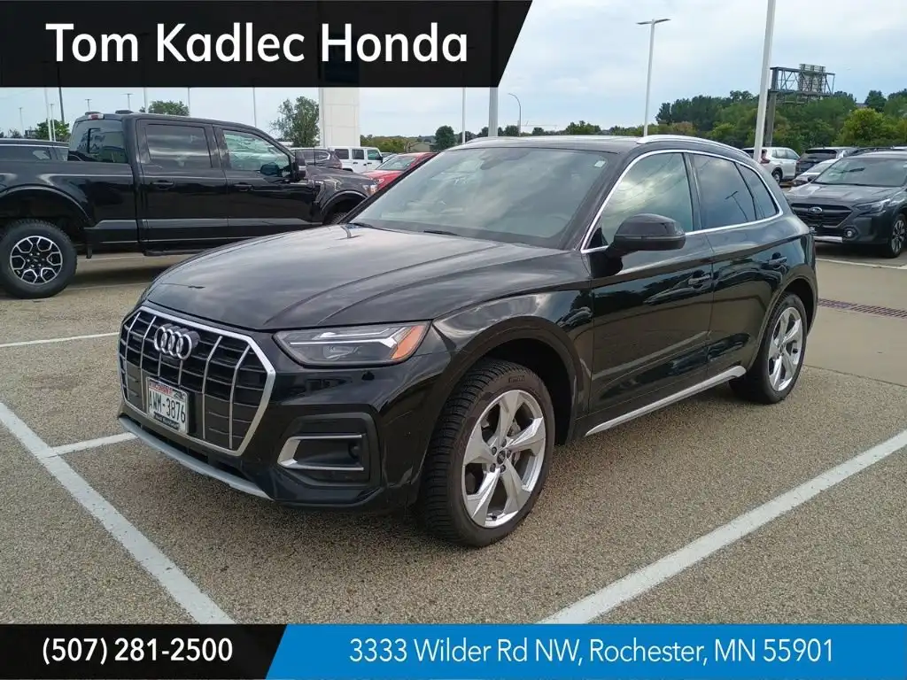 2021 Audi Q5 45 Premium Plus's photo