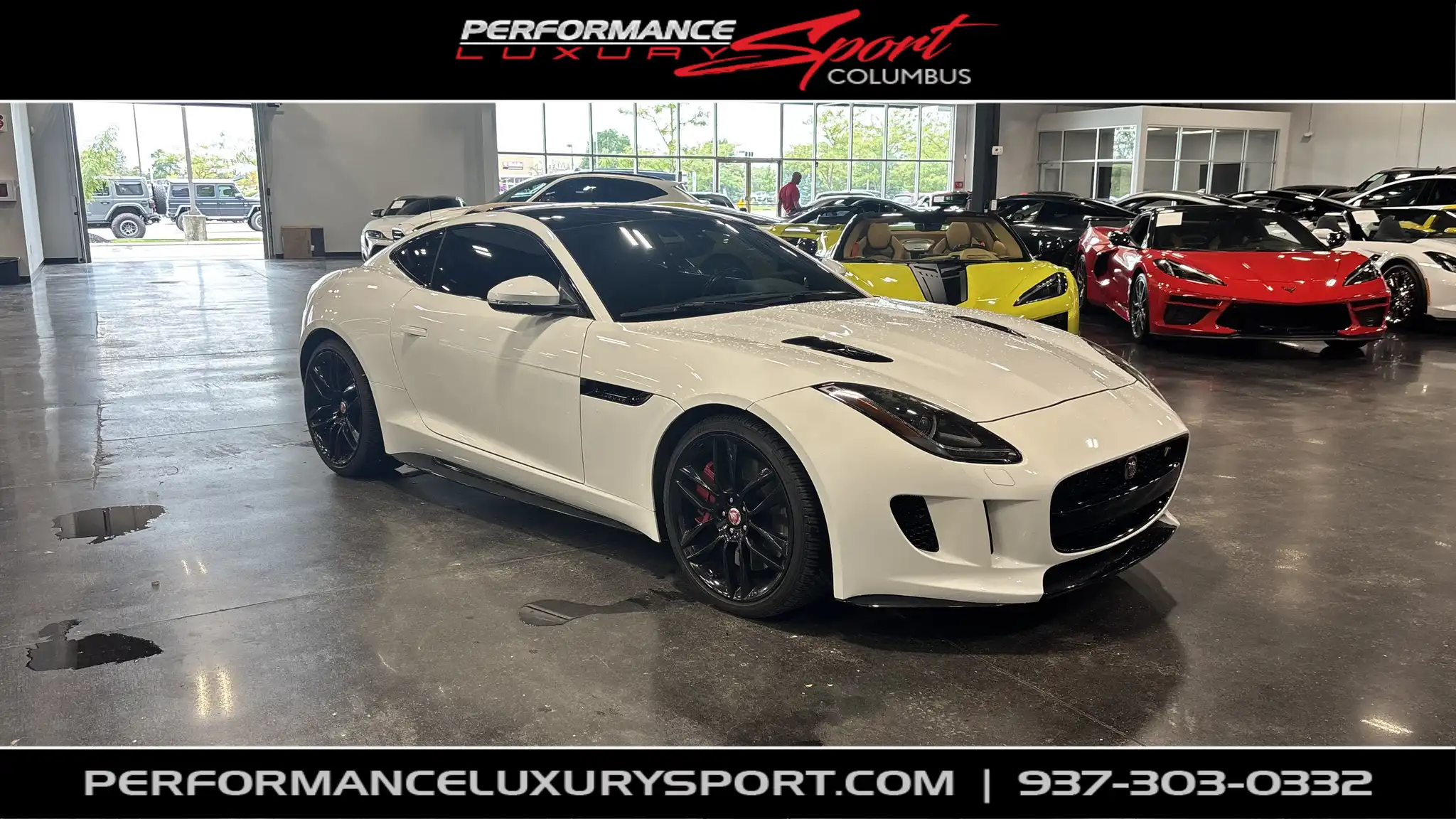 2016 Jaguar F-TYPE R Coupe's photo