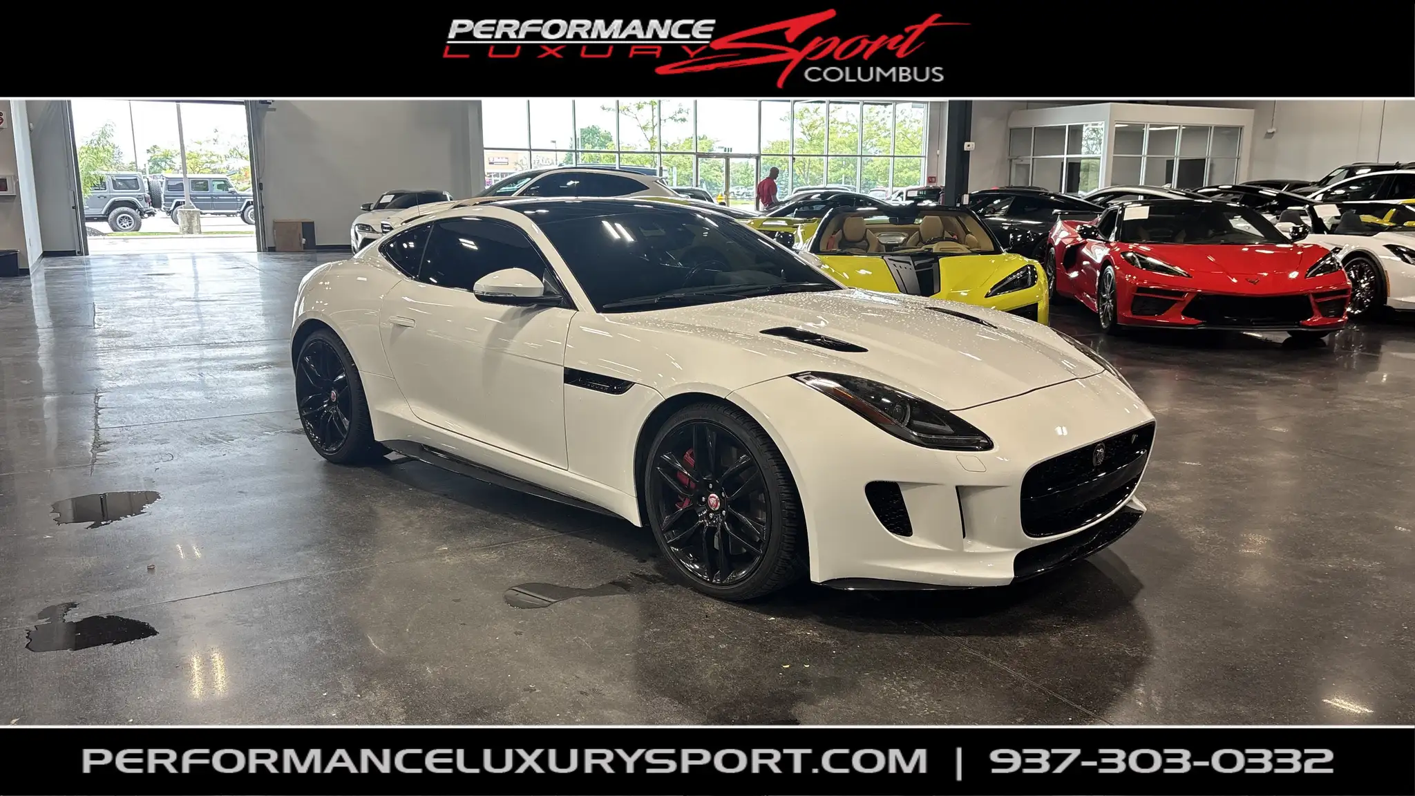 2016 Jaguar F-TYPE R Coupe's photo