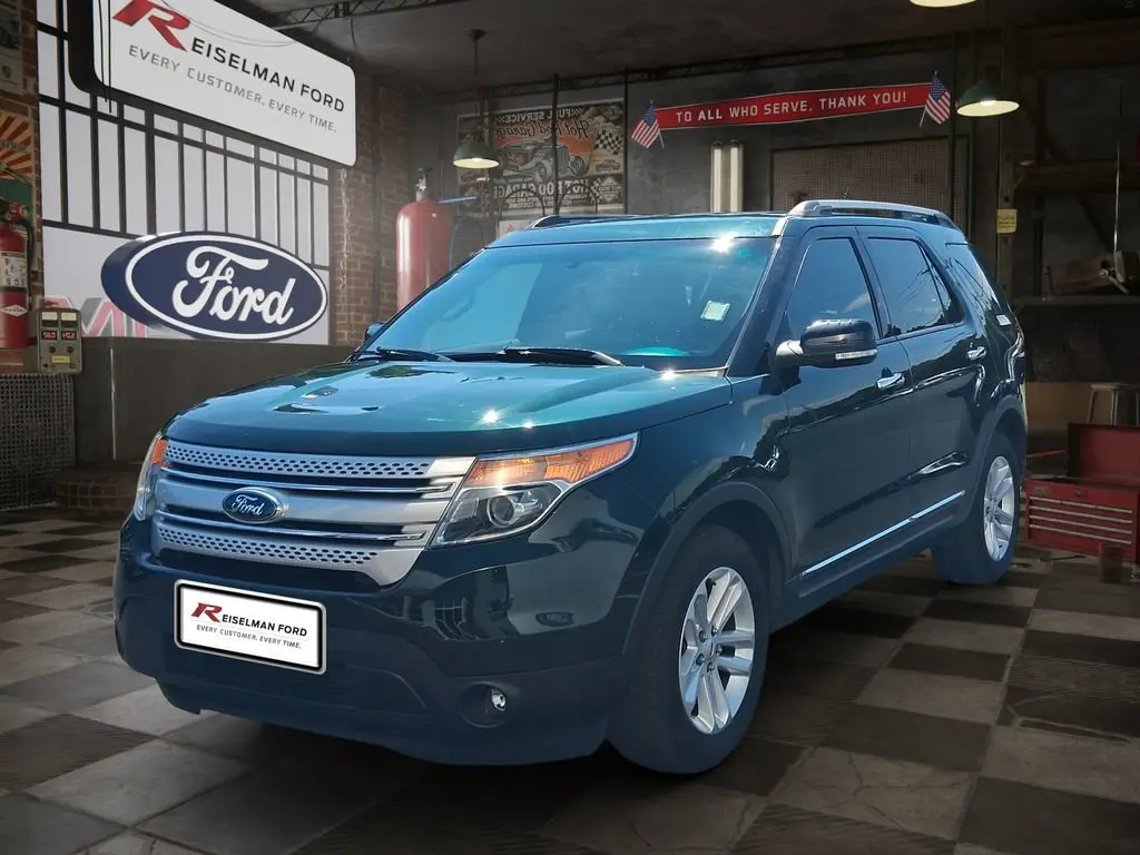 Vehicle Image 1