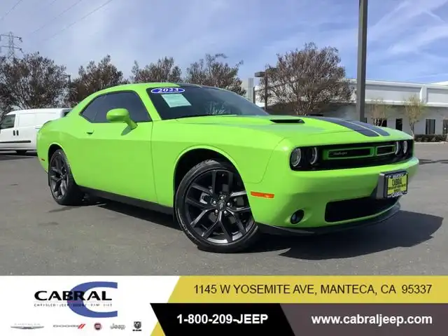 2023 Dodge Challenger SXT Auto's photo