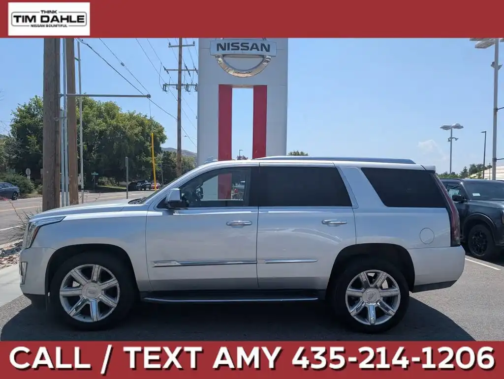 2015 Cadillac Escalade AWD Luxury's photo