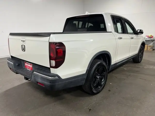 2019 Honda Ridgeline RTL AWD E photo 3