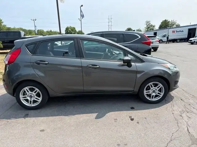 2019 Ford Fiesta SE Hatch's photo