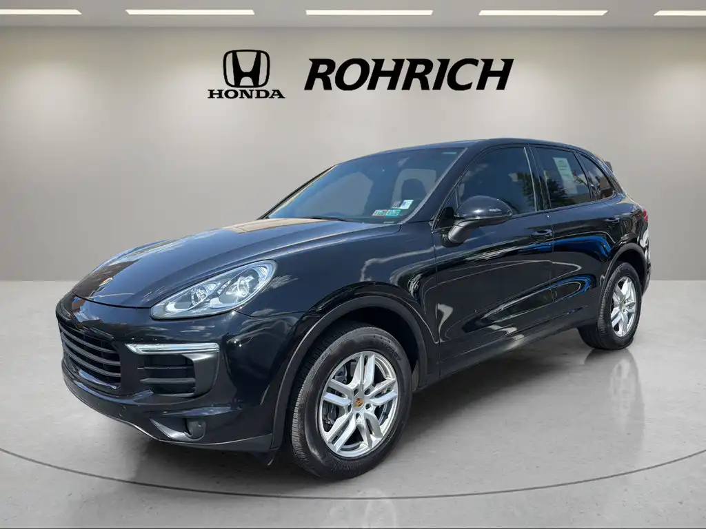 2016 Porsche Cayenne Tiptronic's photo