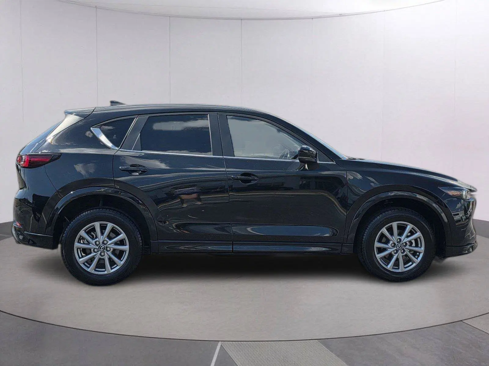 2025 Mazda CX-5 Preferred AWD Auto Package S photo 4