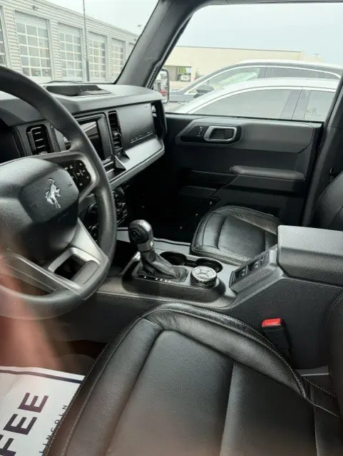 2021 Ford Bronco Base 4x4 photo 5