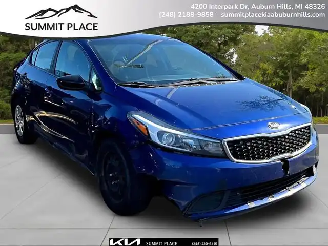 2017 Kia Forte LX AT's photo