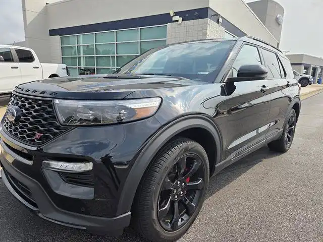 2024 Ford Explorer ST 4WD's photo