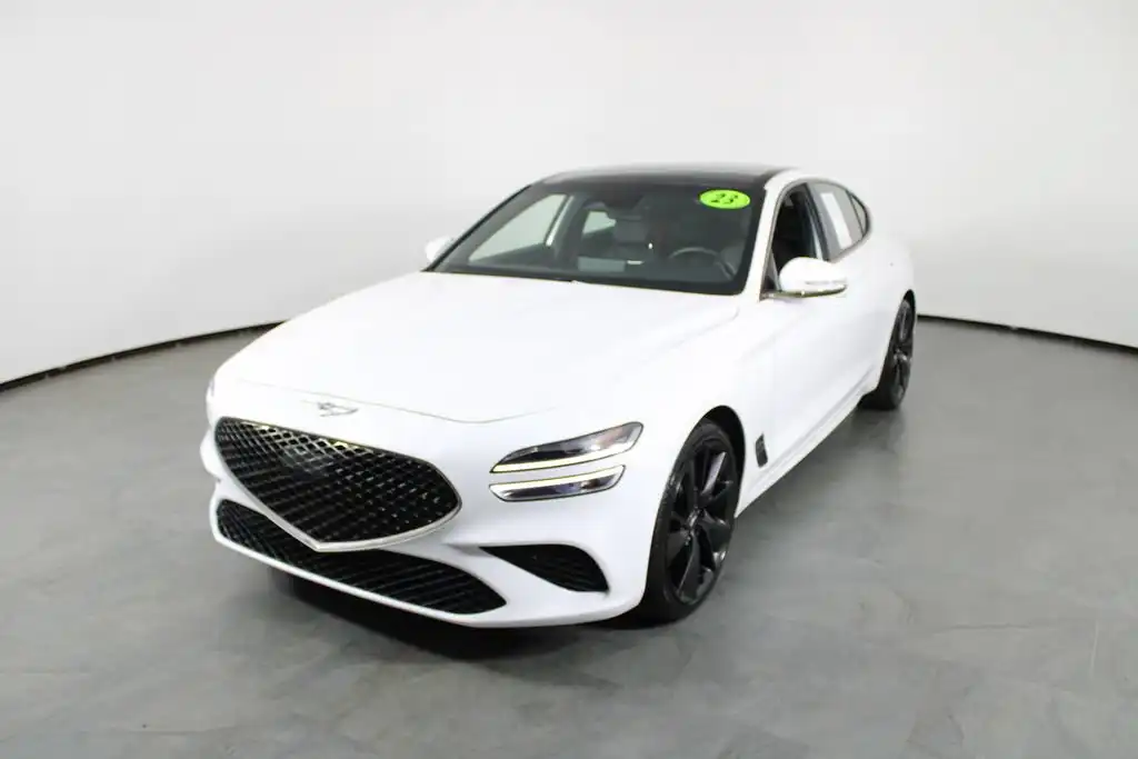 2023 Genesis G70 2.0T Standard's photo
