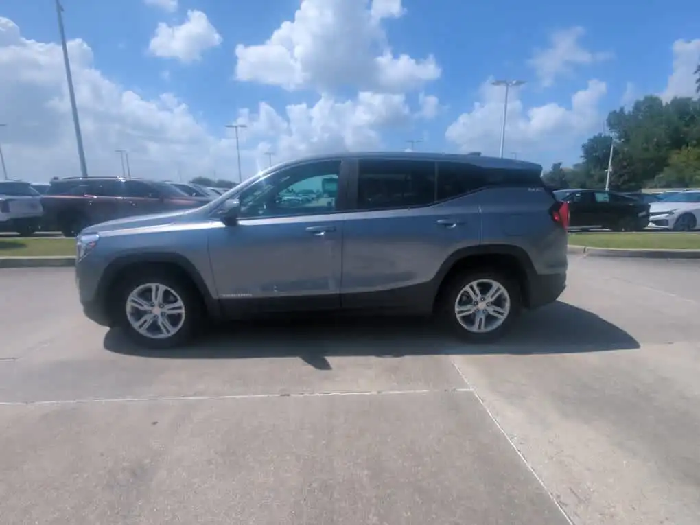 2021 GMC Terrain SLE FWD's photo
