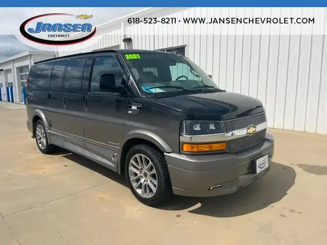 2021 Chevrolet Express 2500 LS's photo