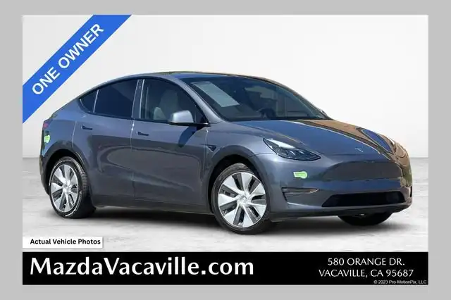 2023 Tesla Model Y Long Range Dual Motor All-Wheel Drive's photo