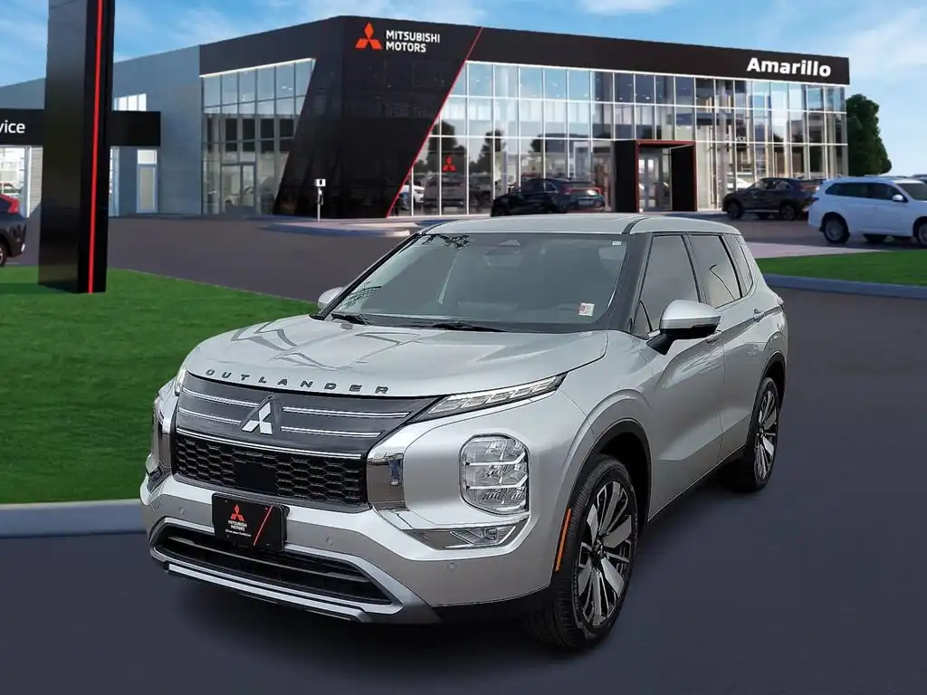 2025 Mitsubishi Outlander SE FWD's photo