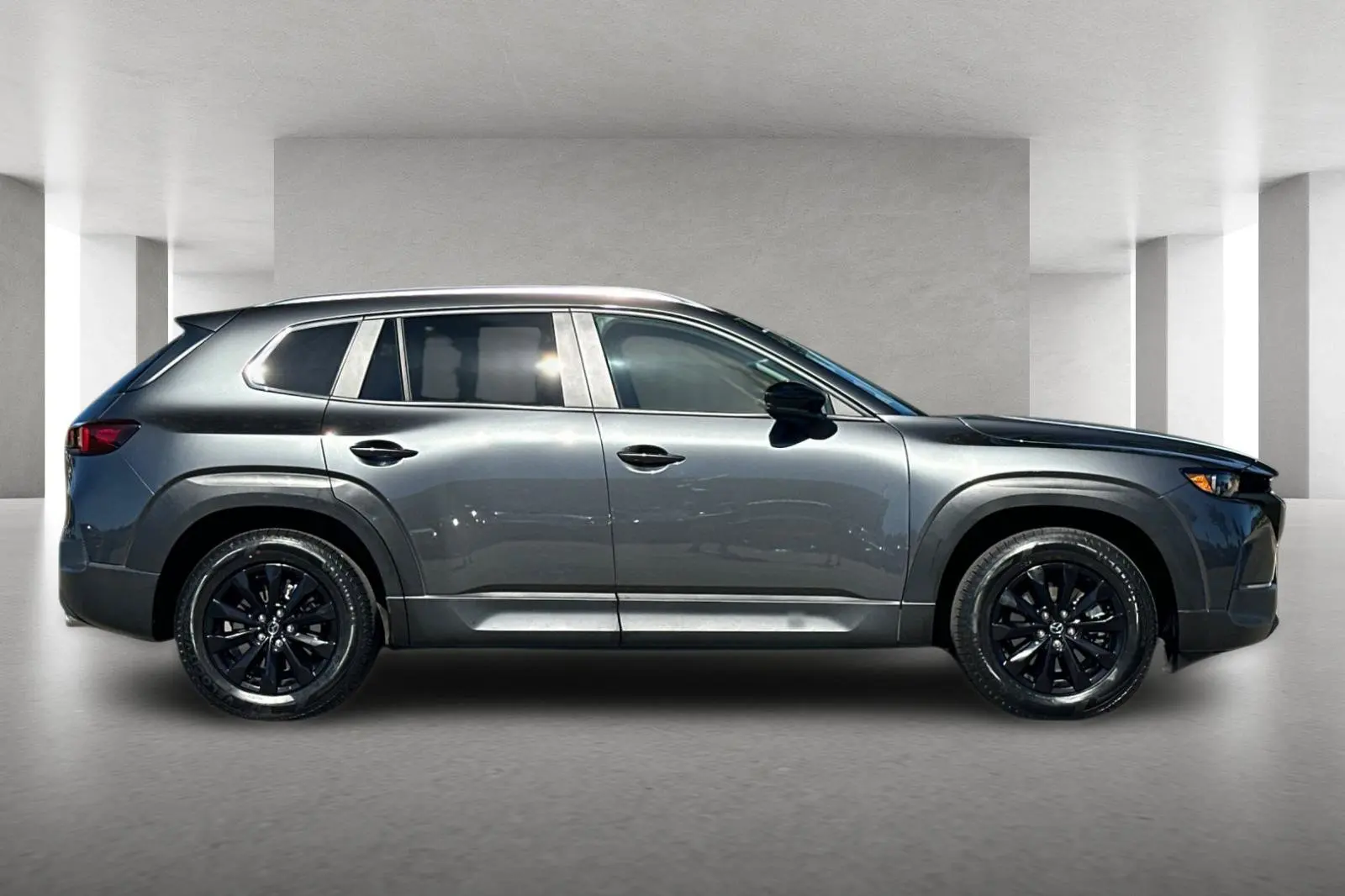2024 Mazda CX-50 2.5 S PREMIUM photo 3