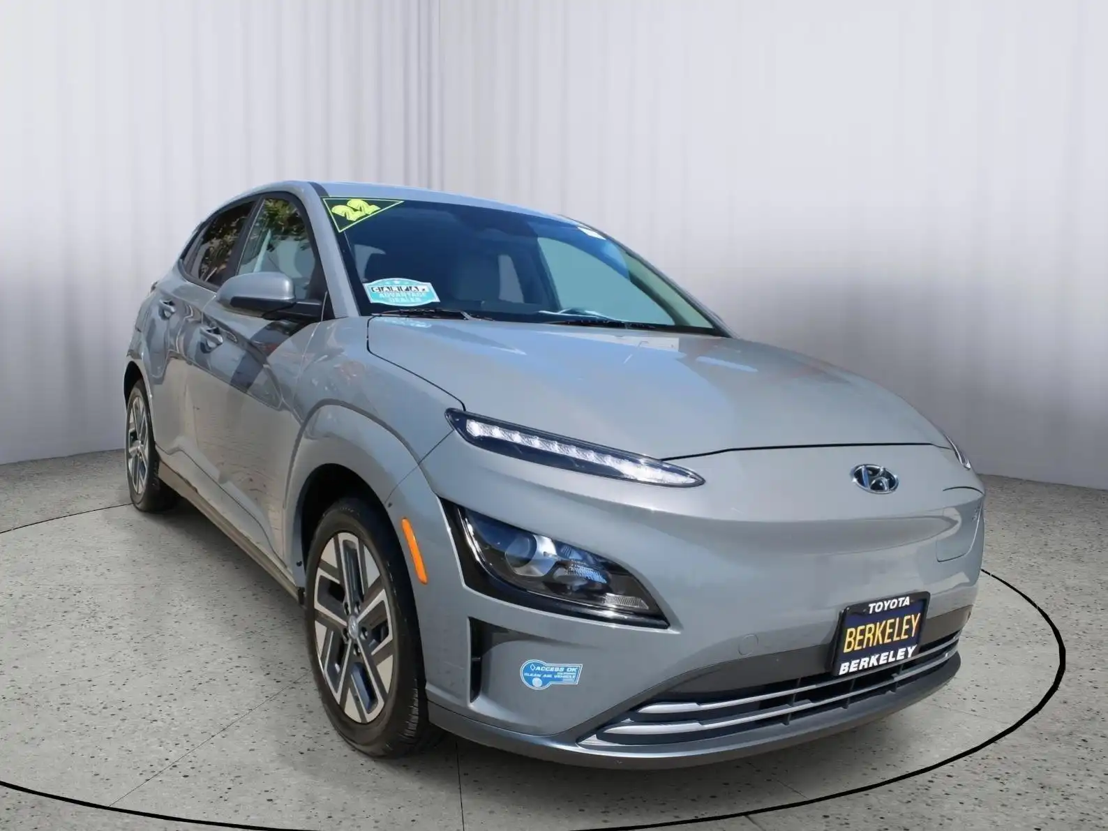 2022 Hyundai Kona Electric SEL's photo