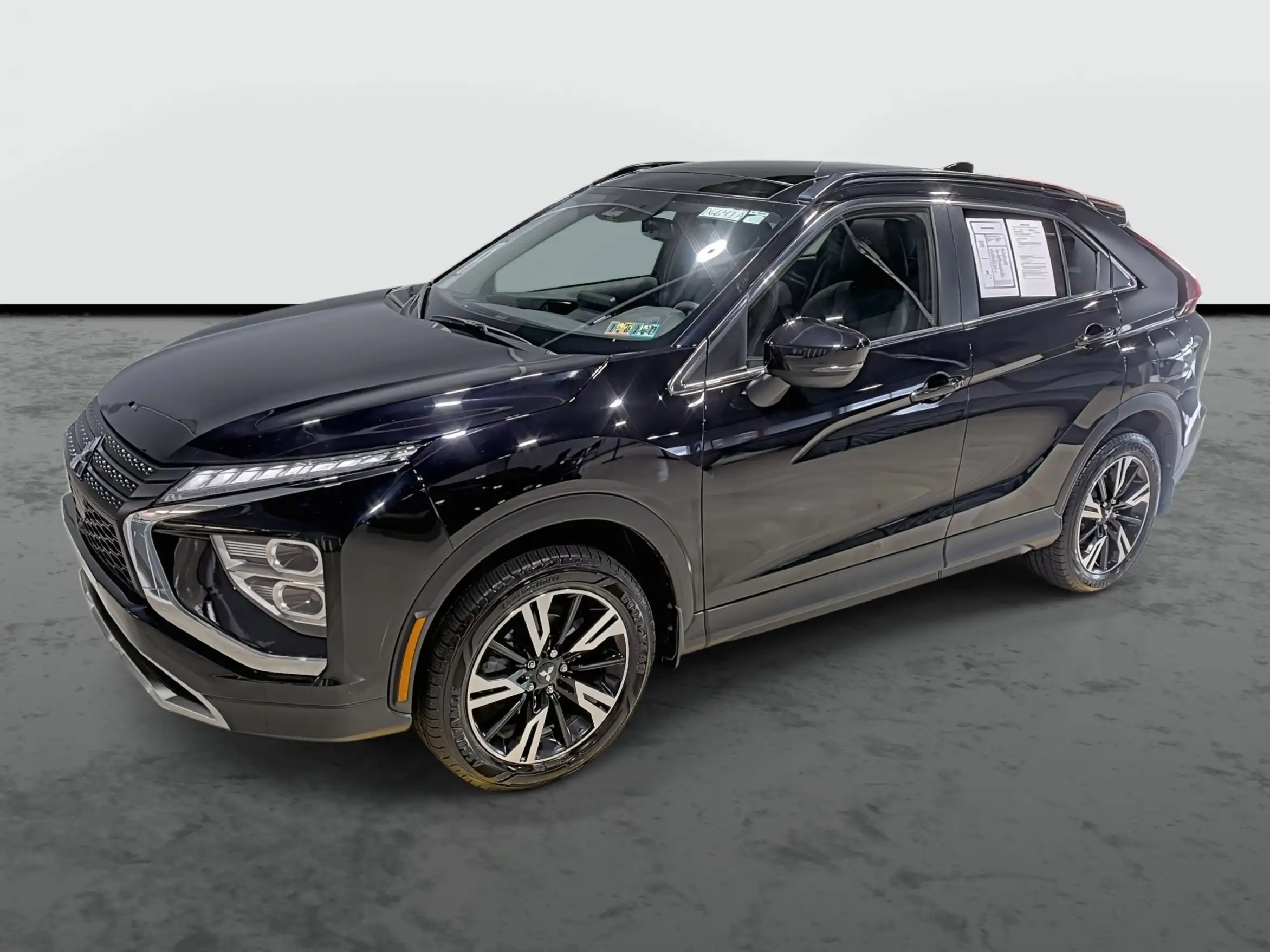 2024 Mitsubishi Eclipse Cross SE S-AWC's photo