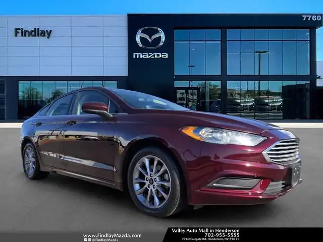 2017 Ford Fusion SE FWD's photo