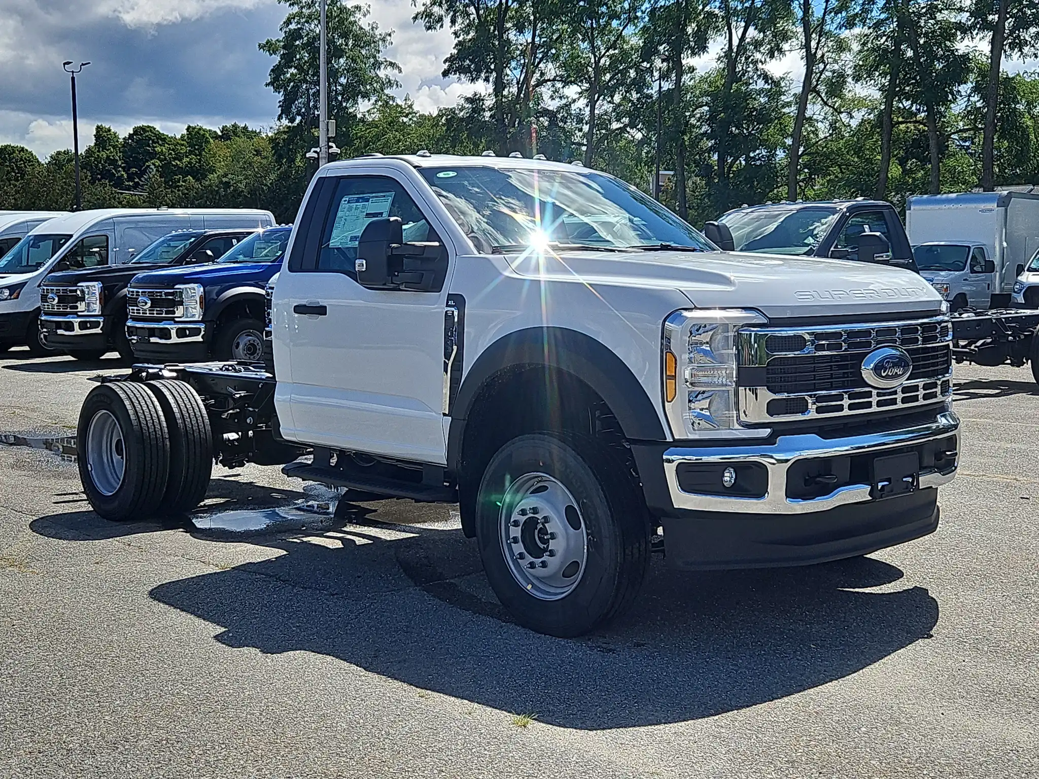 2026 Ford F-600 XL 4WD Regular Cab DRW 145 in's photo