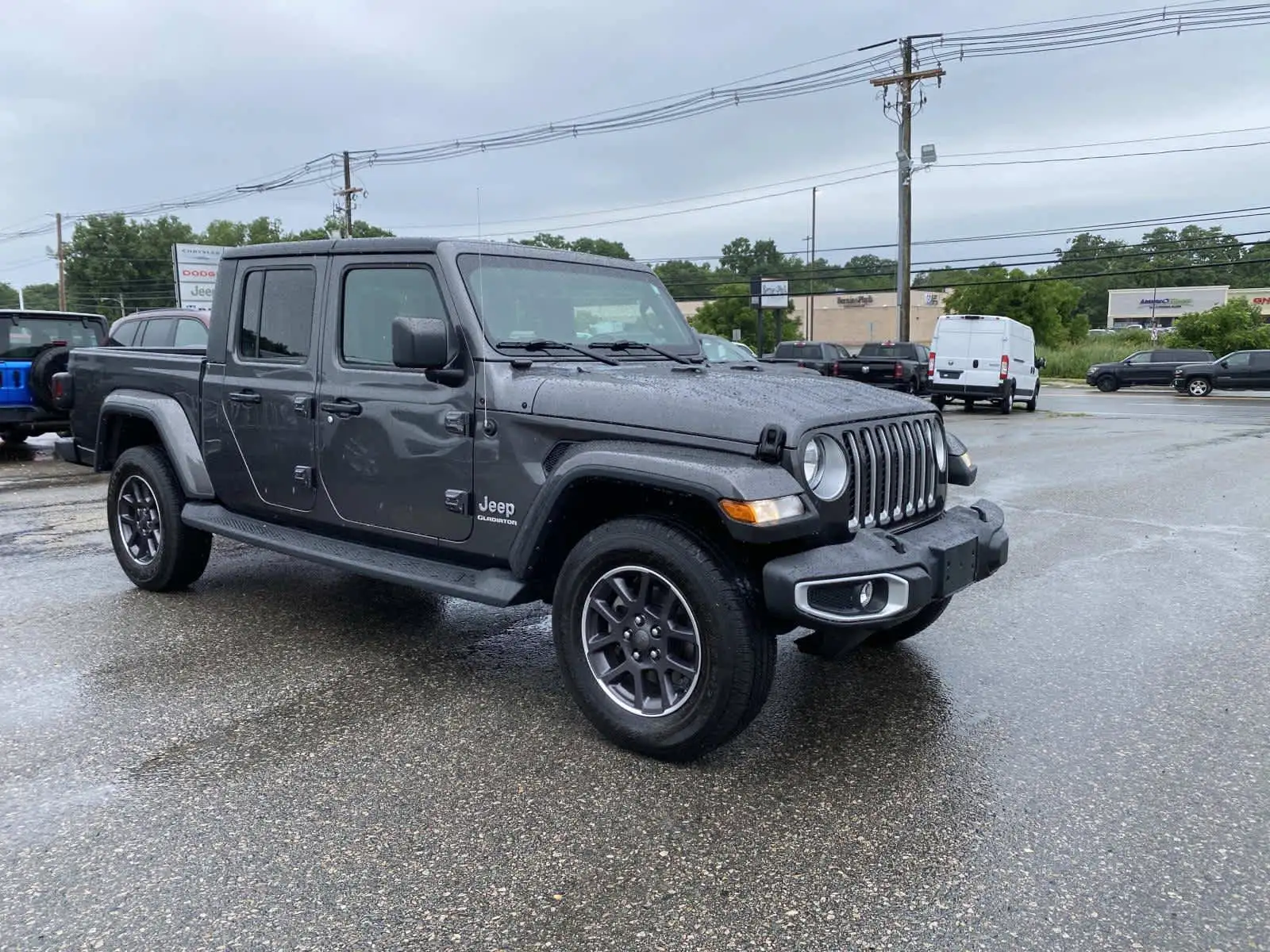 2022 Jeep Gladiator Overland's photo