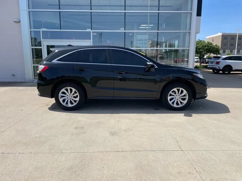2017 Acura RDX Technology Package SH-AWD photo 4