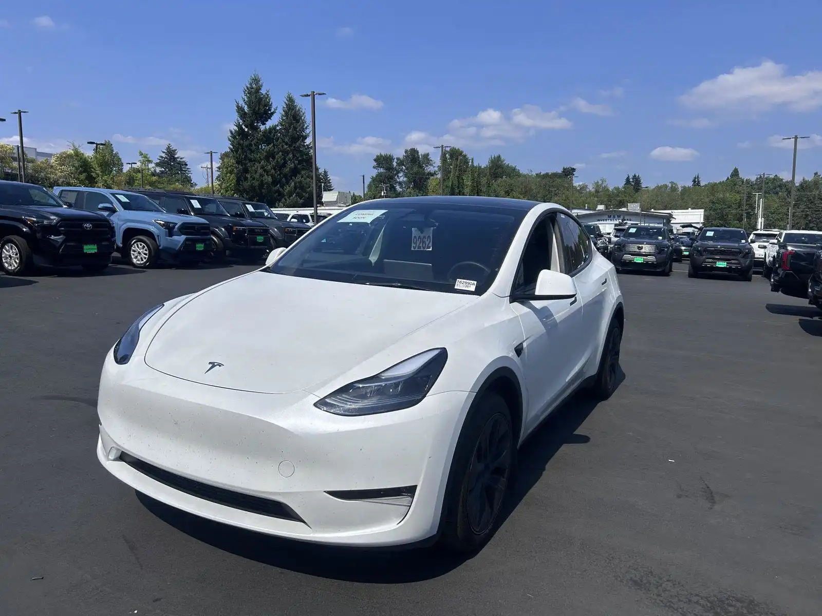 2024 Tesla Model Y Long Range Dual Motor All-Wheel Drive's photo