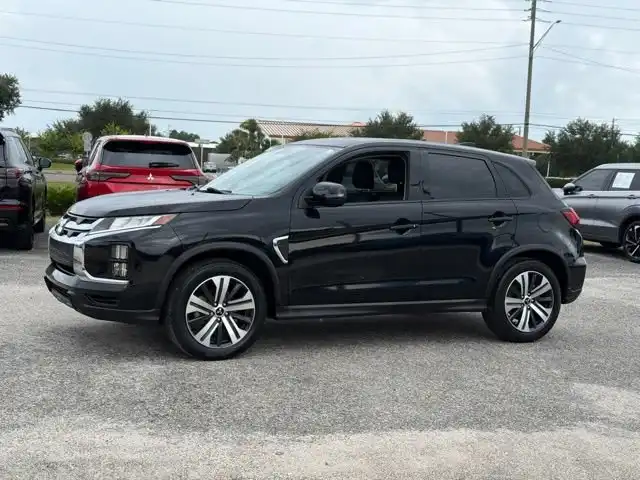 2023 Mitsubishi Outlander Sport 2.0 SE AWC CVT's photo