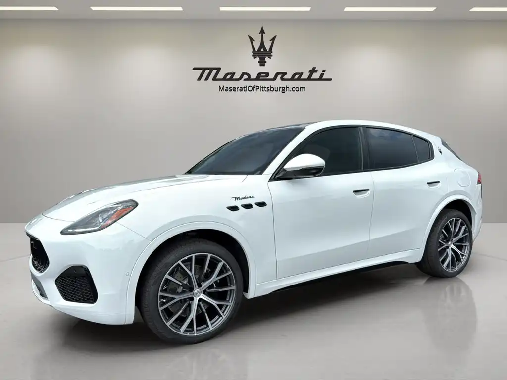 2026 Maserati Grecale Modena V6's photo