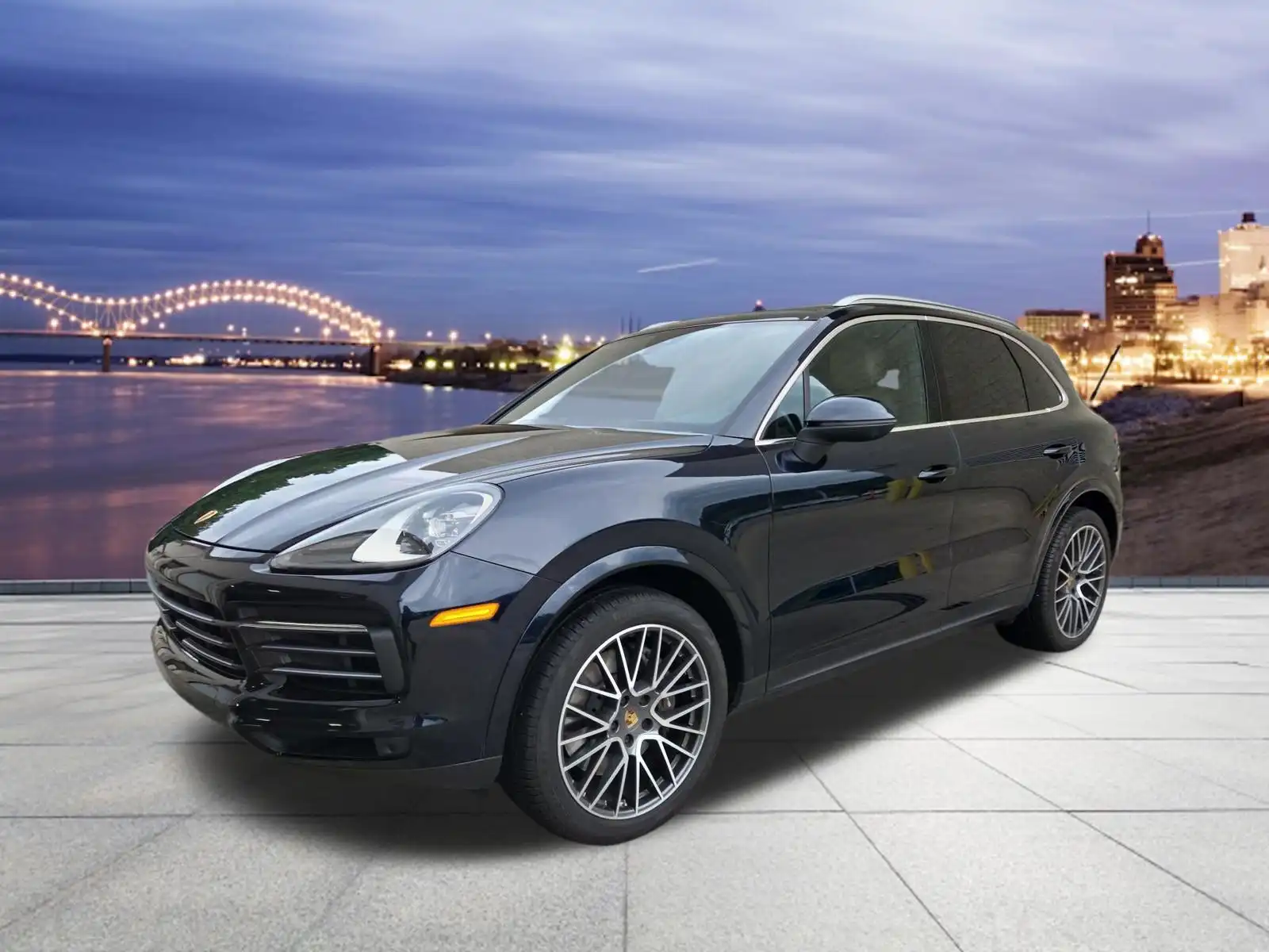 2022 Porsche Cayenne Platinum Edition's photo