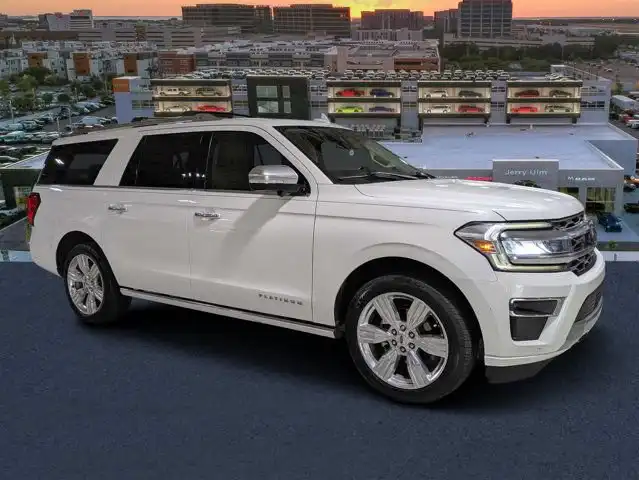 2023 Ford Expedition Platinum MAX 4x4's photo