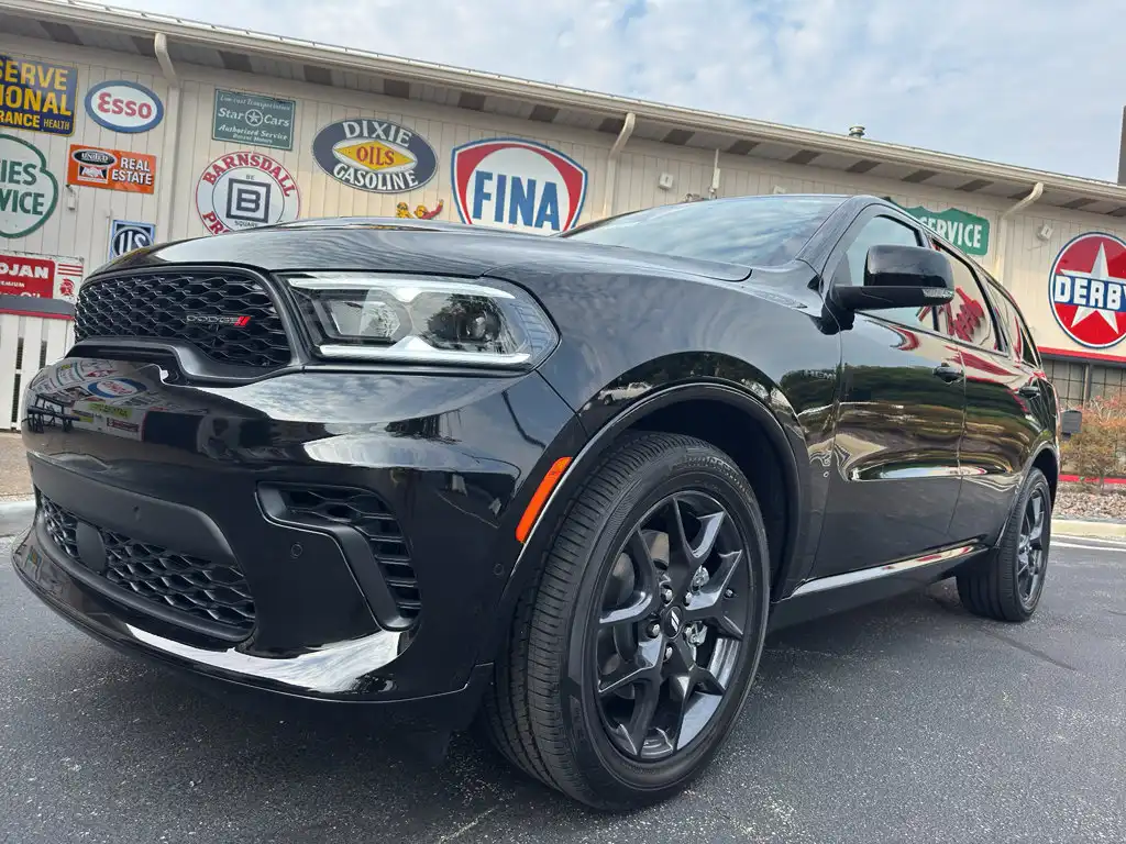 2026 Dodge Durango HEMI V8 GT AWD Plus's photo