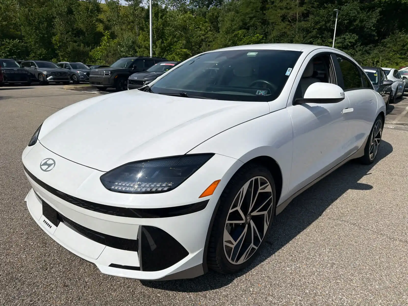 2023 Hyundai Ioniq 6 SEL AWD's photo