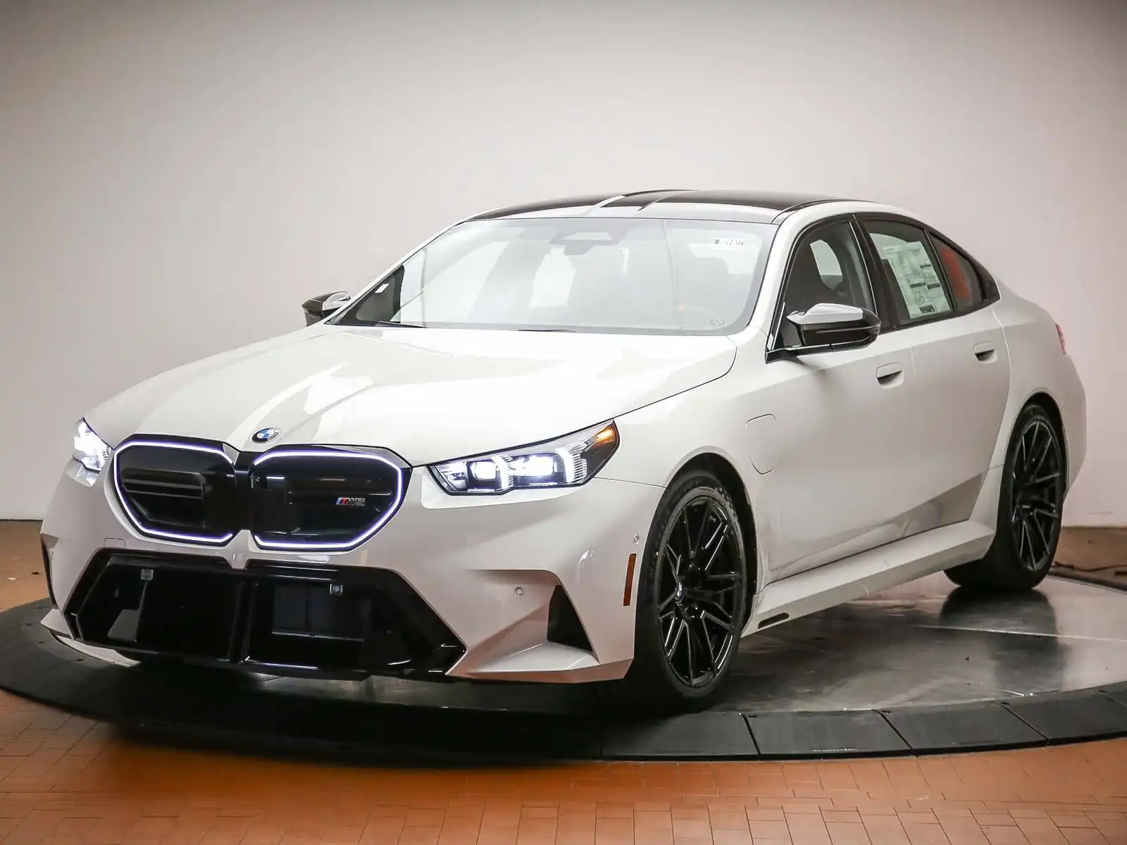 2027 BMW M5 M5 Sedan's photo