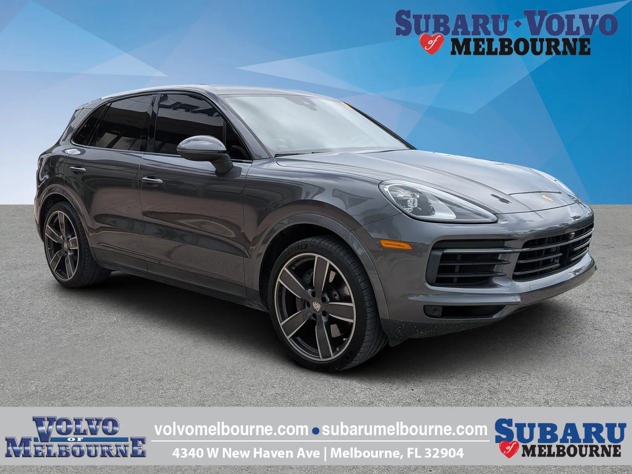 2021 Porsche Cayenne S photo 1