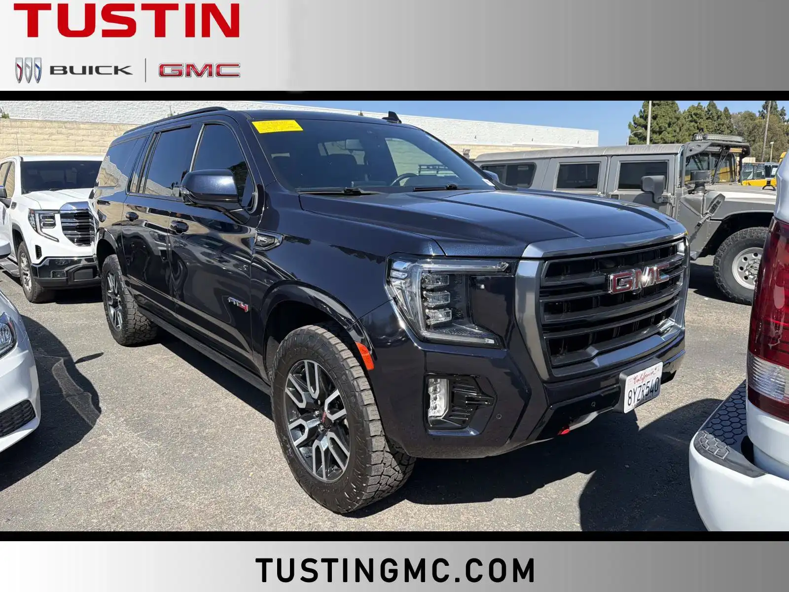 2022 GMC Yukon 4WD AT4's photo