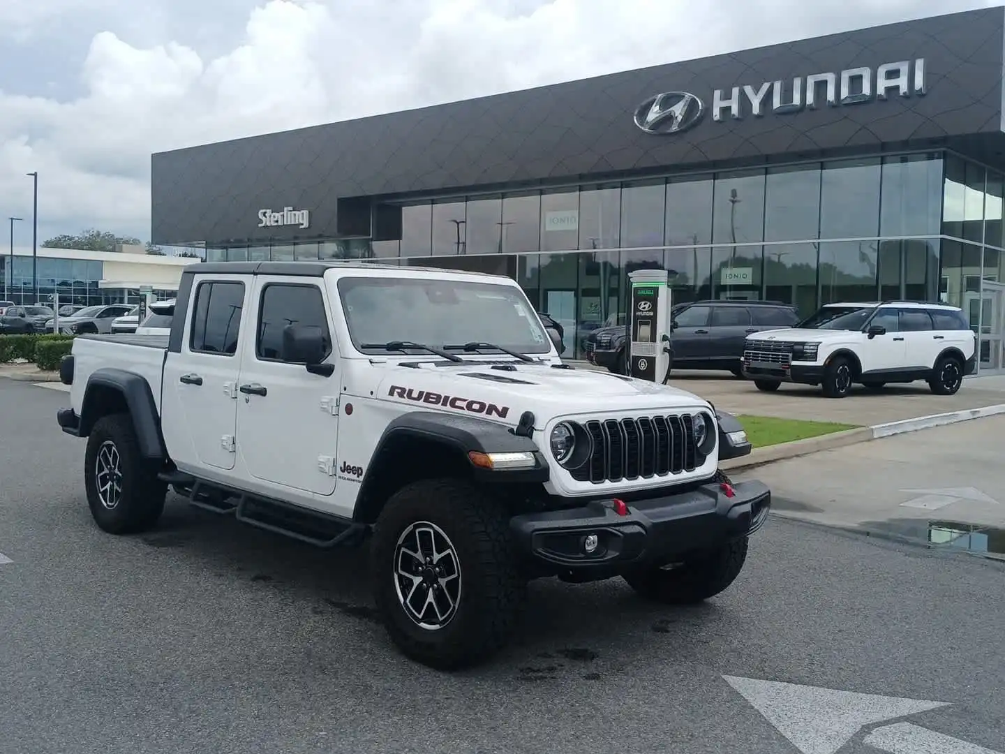 2024 Jeep Gladiator Rubicon's photo